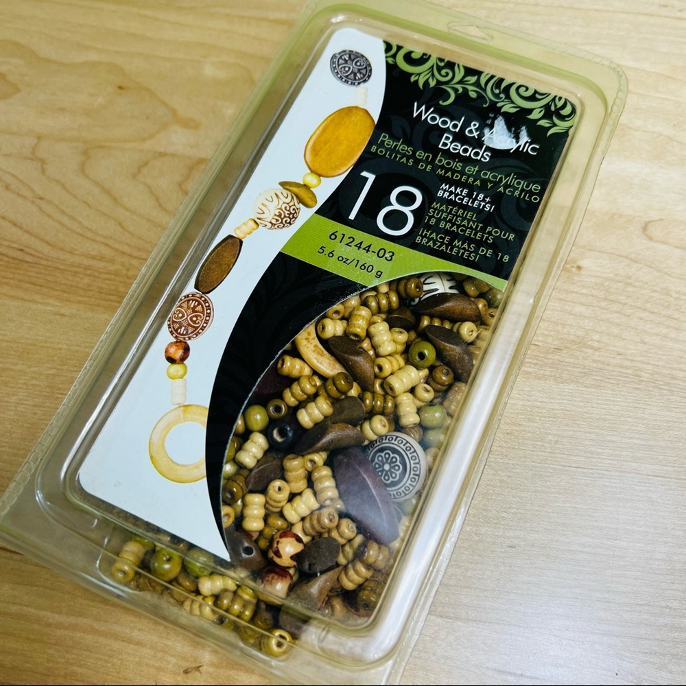 Wood & Acrylic beads box NWT